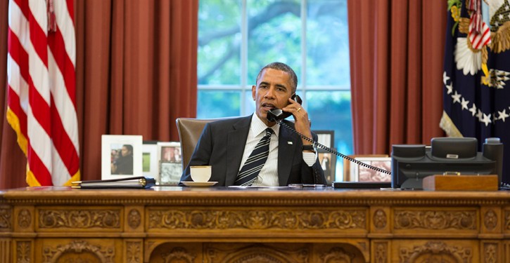 President-Barack-Obama-talks-with-President-Hassan